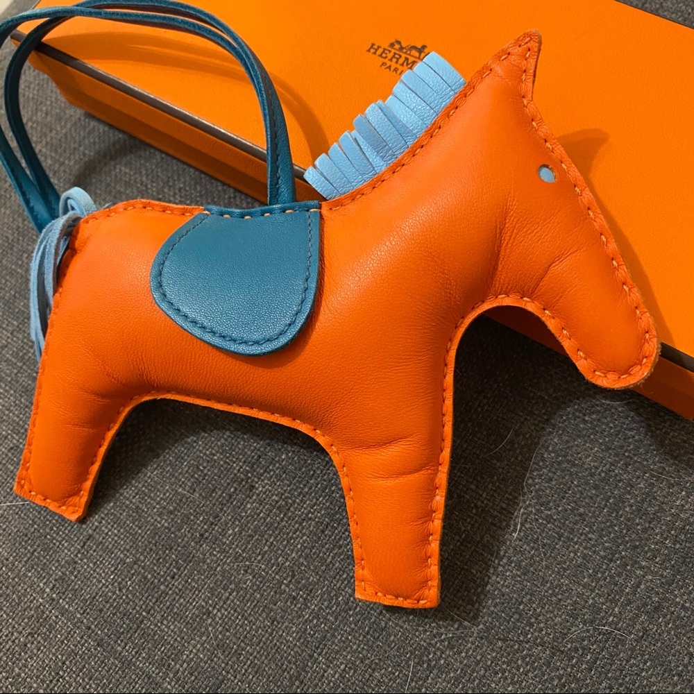 Hermès Milo Lambskin Rodeo Horse Bag Charm GM